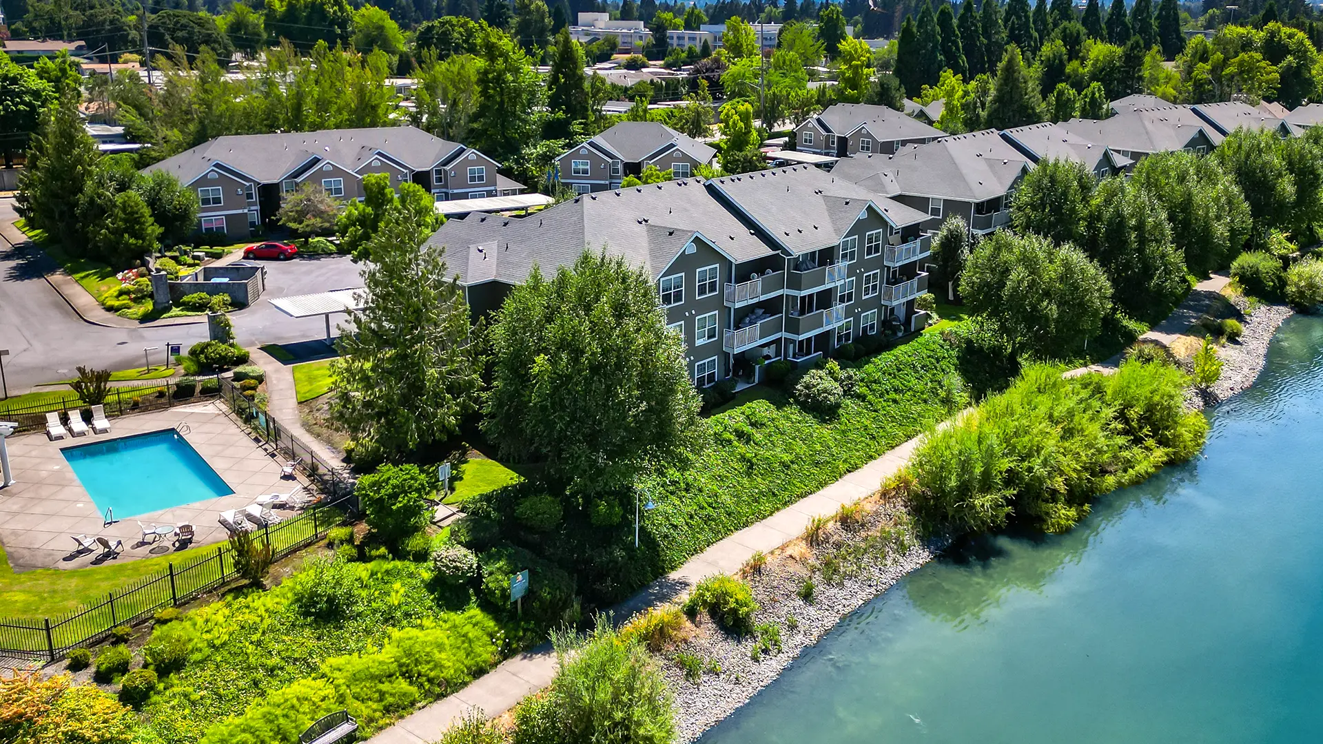 SMI-managed apartment community